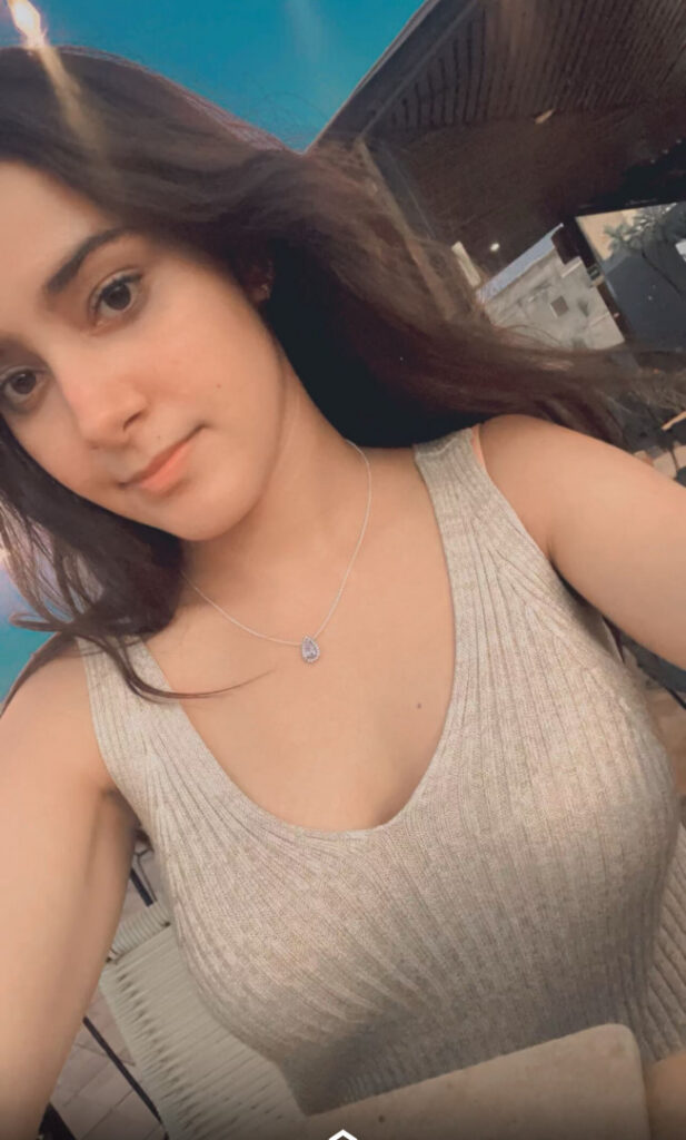 TikTok – Instagram – Snapchat – Lisy Cardenas – Nude Leaks