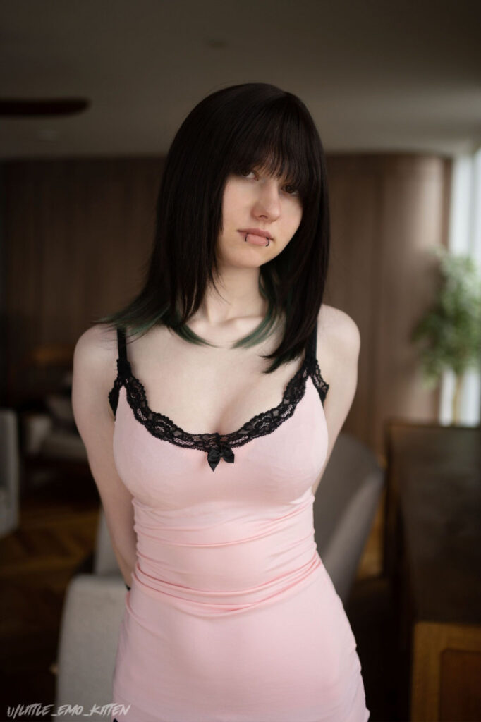 OnlyFans – Fansly – Cosplay – little_emo_kitten – Nude