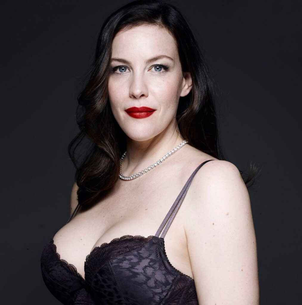 Celeb – Liv Tyler – Nude