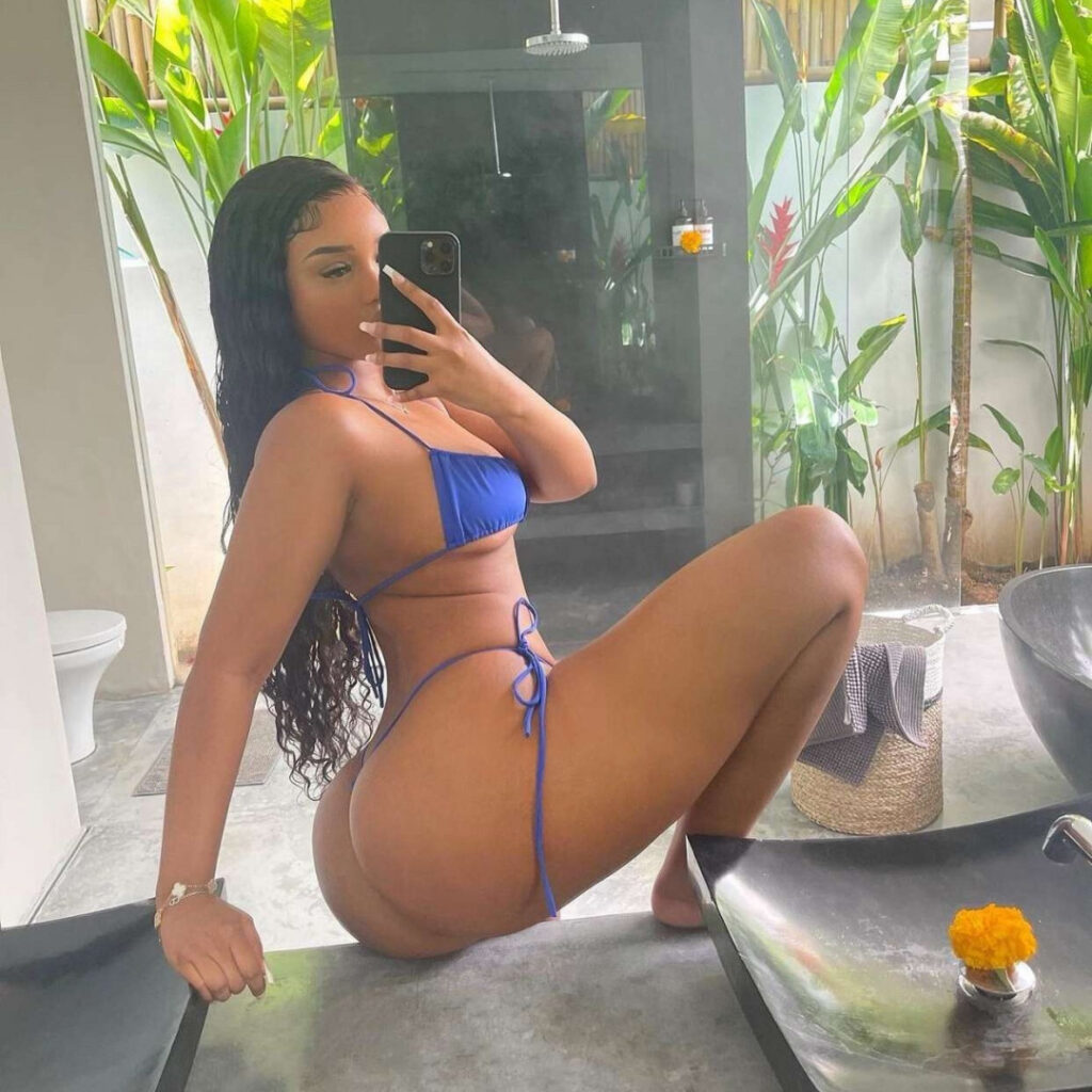 OnlyFans – Instagram – T H I C C – Liyah mai  Liyahmai – Nude Leaks