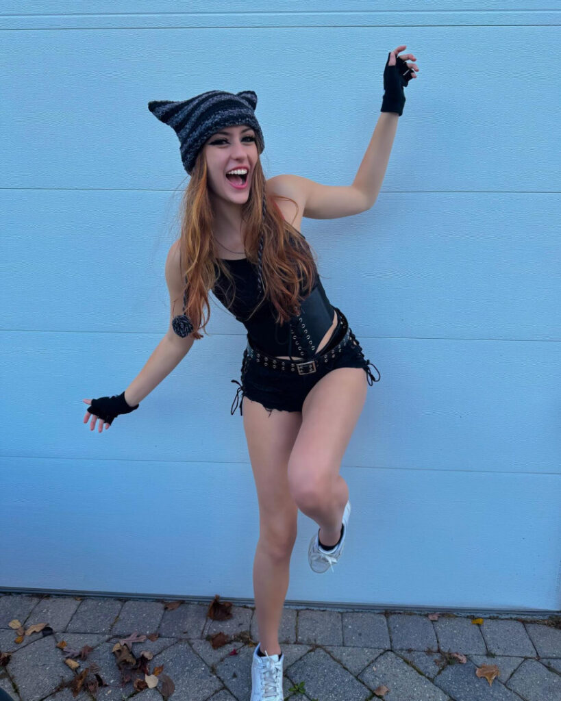 TikTok – Instagram – luweazl / @luweazl / Luisa – Nude Leaks