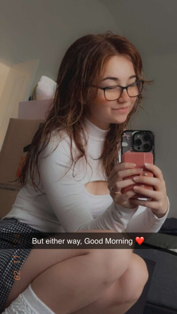 Twitch – TikTok – Teen – Lyssaurora – Nude