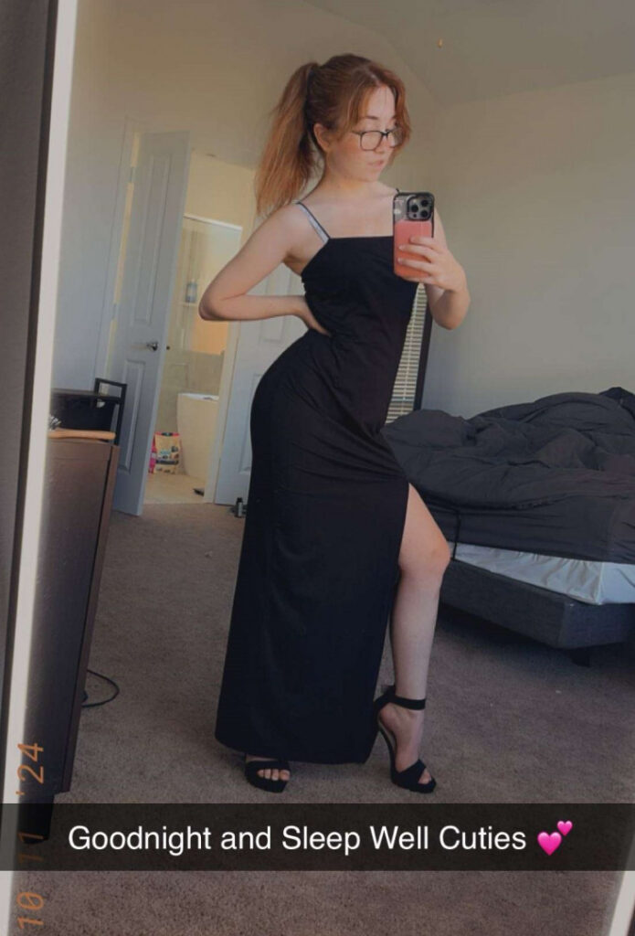 Twitch – TikTok – Teen – Lyssaurora – Nude