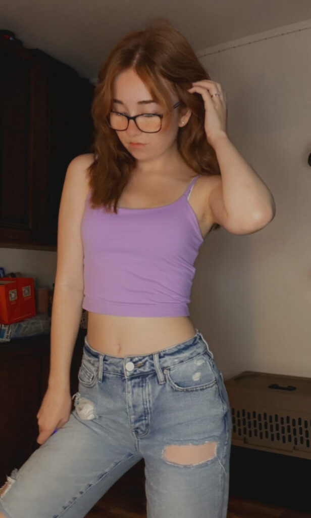 Twitch – TikTok – Teen – Lyssaurora – Nude