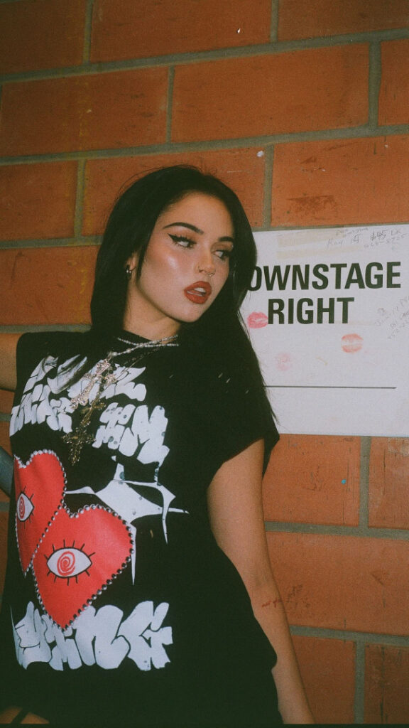 Instagram – Maggie Lindemann – Nude