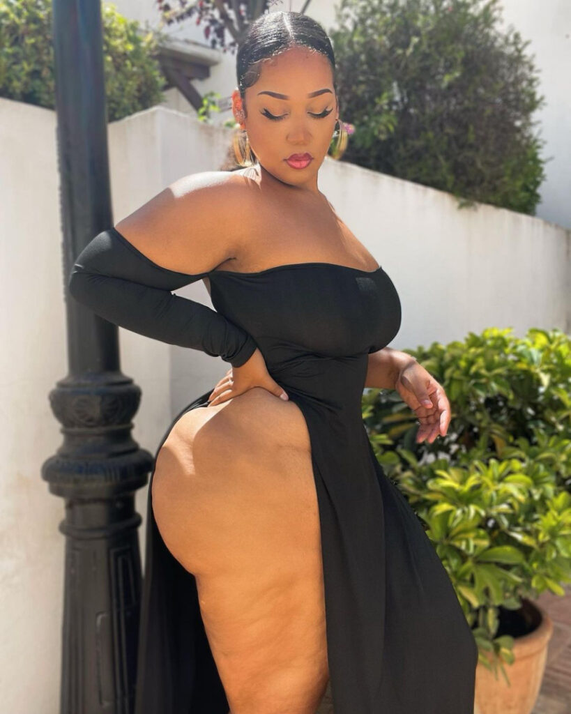 OnlyFans – Instagram – Marie Assie ( miss.assi, only.assi, ms.assima, peachpuppy ) – Nude Leaks