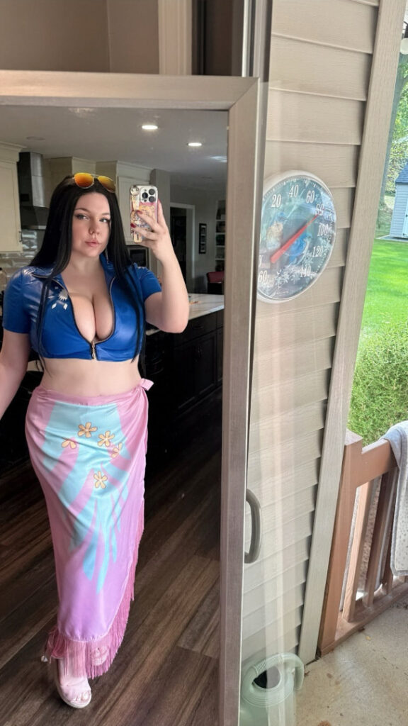 Reddit – T H I C C – Matteiie Cosplays – Nude Leaks