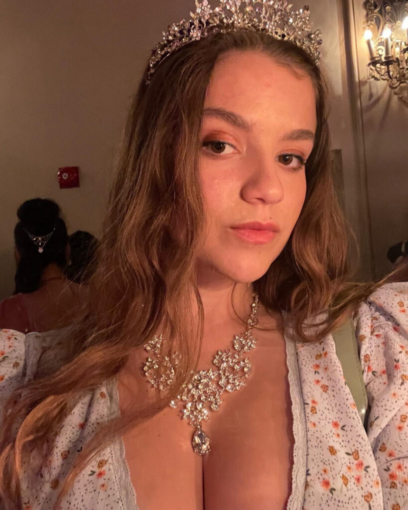 TikTok – Instagram – Mayaisfiya – Nude