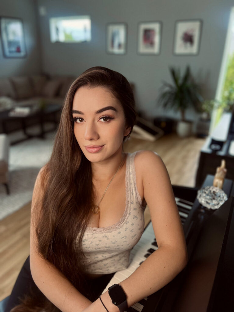 Twitch – Miss Mikkaa / missmikkaa – Nude