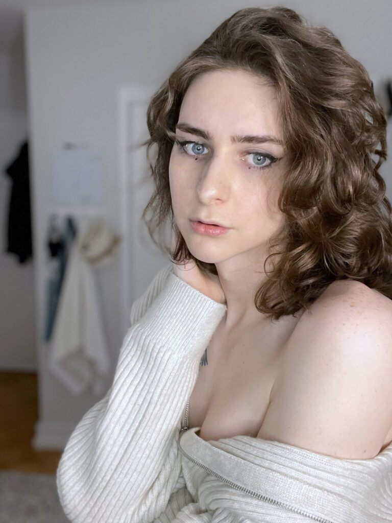 Trans – OnlyFans – Reddit – miss_crows_nest  aoife_bee – Nude Leaks