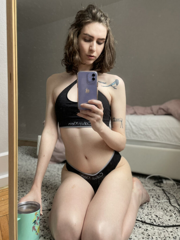 Trans – OnlyFans – Reddit – miss_crows_nest  aoife_bee – Nude Leaks