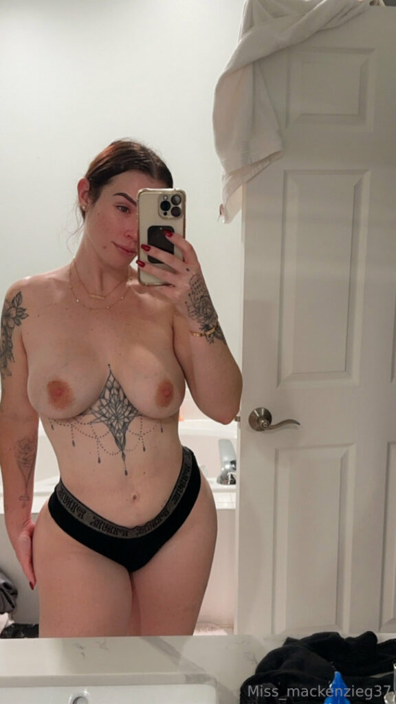 OnlyFans – MILF – Miss_mackenzieee – Nude Leaks