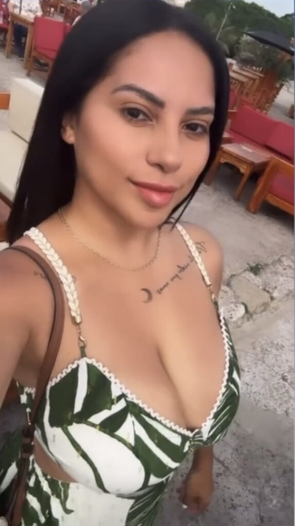 OnlyFans – Cam Girls – Latina – MissNiley / NileyLop / Niley Lopez – Nude