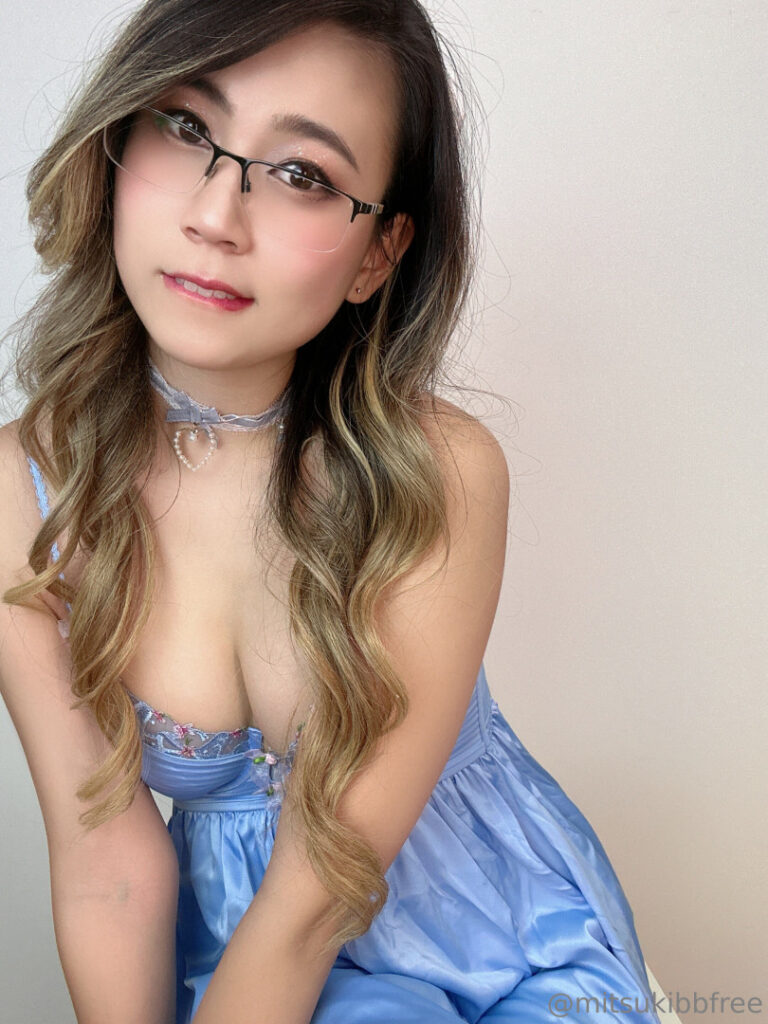 Twitch – OnlyFans – Fansly – Mitsukibb – Nude