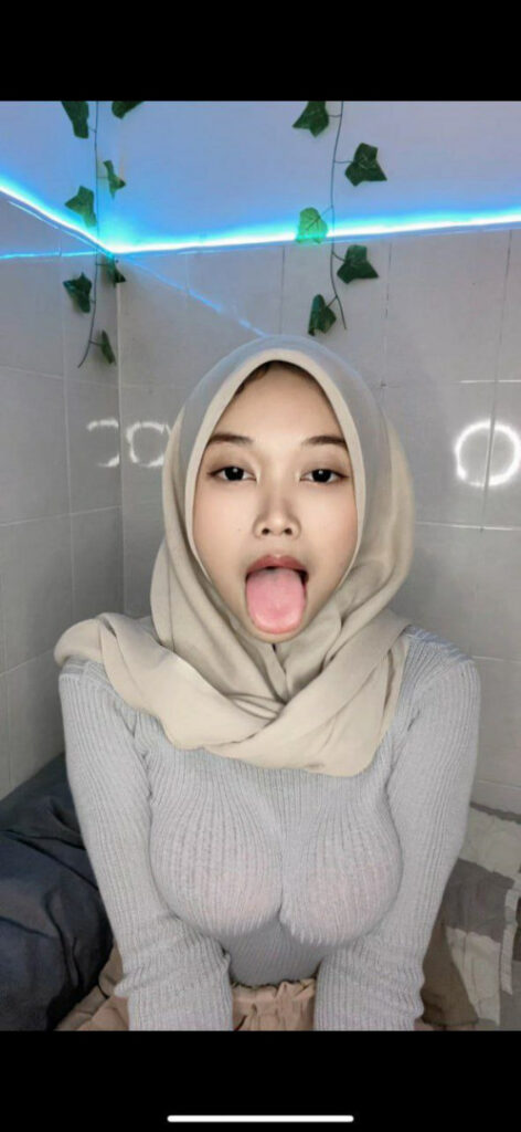 TikTok – Instagram – Indonesian – moccamatchaicy / shei.ran – Nude Leaks