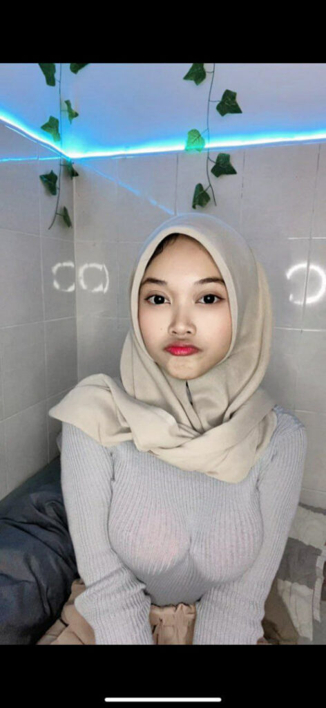 TikTok – Instagram – Indonesian – moccamatchaicy / shei.ran – Nude Leaks