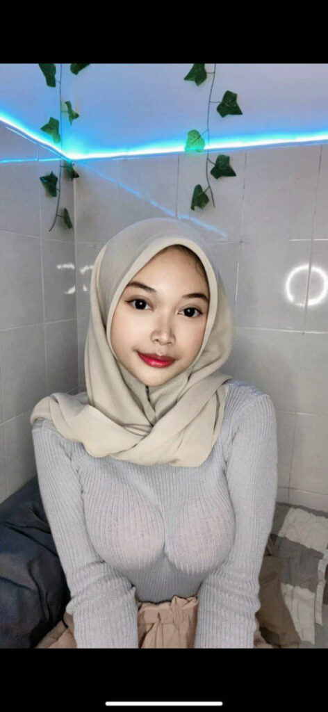 TikTok – Instagram – Indonesian – moccamatchaicy / shei.ran – Nude Leaks