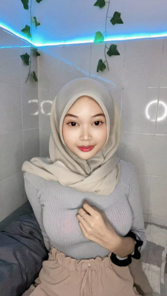 TikTok – Instagram – Indonesian – moccamatchaicy / shei.ran – Nude Leaks