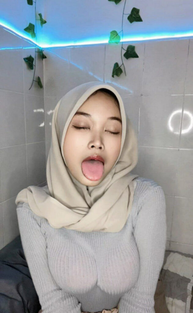 TikTok – Instagram – Indonesian – moccamatchaicy / shei.ran – Nude Leaks