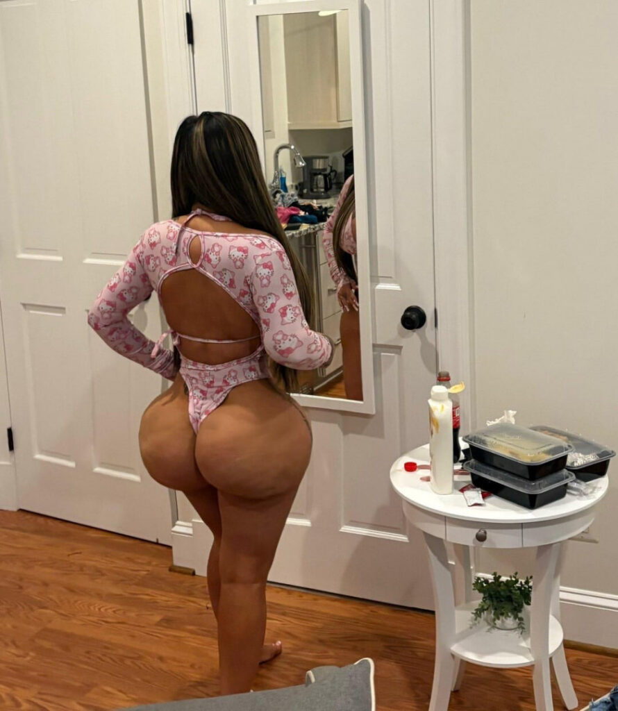 OnlyFans – T H I C C – mssnewbooty – Brandi Bae – Nude