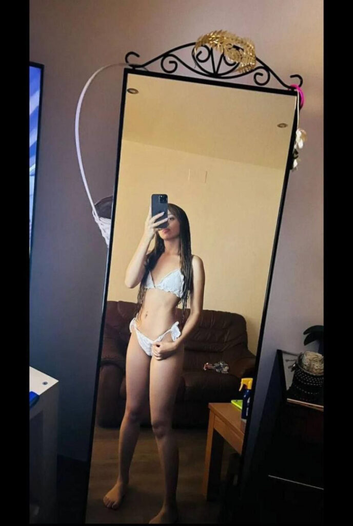 TikTok – Instagram – Nayensy Solorzano / its_nayensy – Nude Leaks