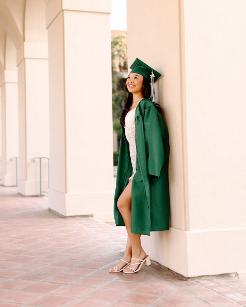 Nicole Laeno – Nude