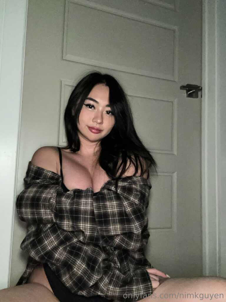 OnlyFans – T H I C C – Asian – Nimkgyugen – Nude