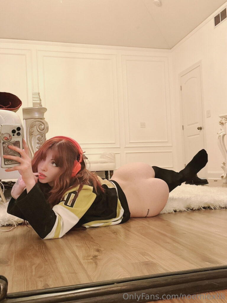 OnlyFans – Cosplay – noemiexlili / noemie.lili / cinnannoe – Nude