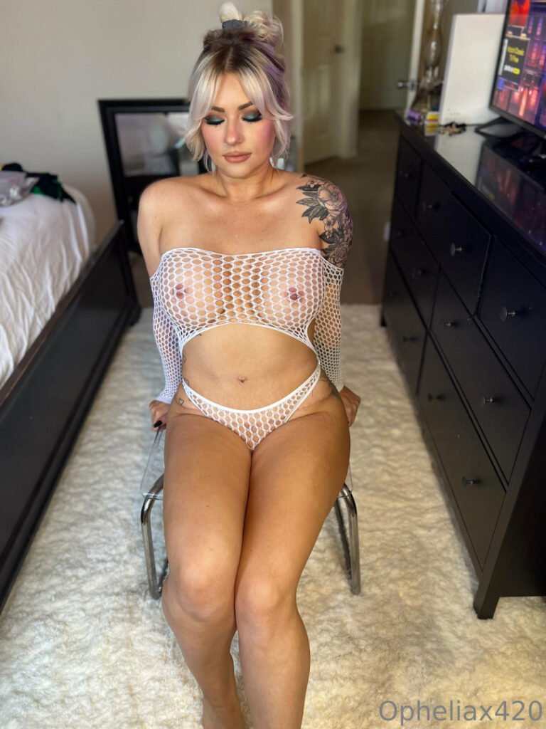 OnlyFans – Opheliax420 – Nude Leaks