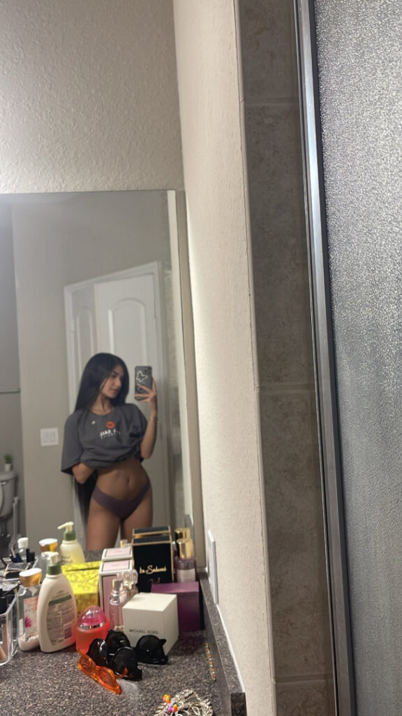 Twitch – OnlyFans – Paola Ojeda – Nude Leaks