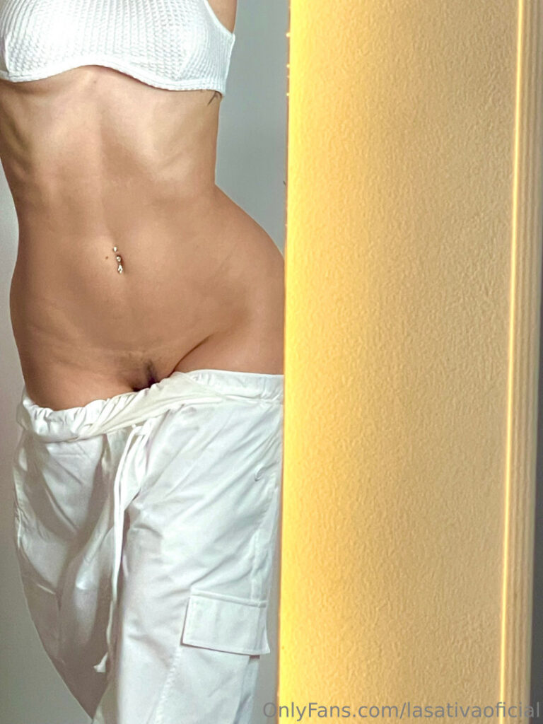 OnlyFans – petitesativa Taysha Sativa / Taty vento – Nude