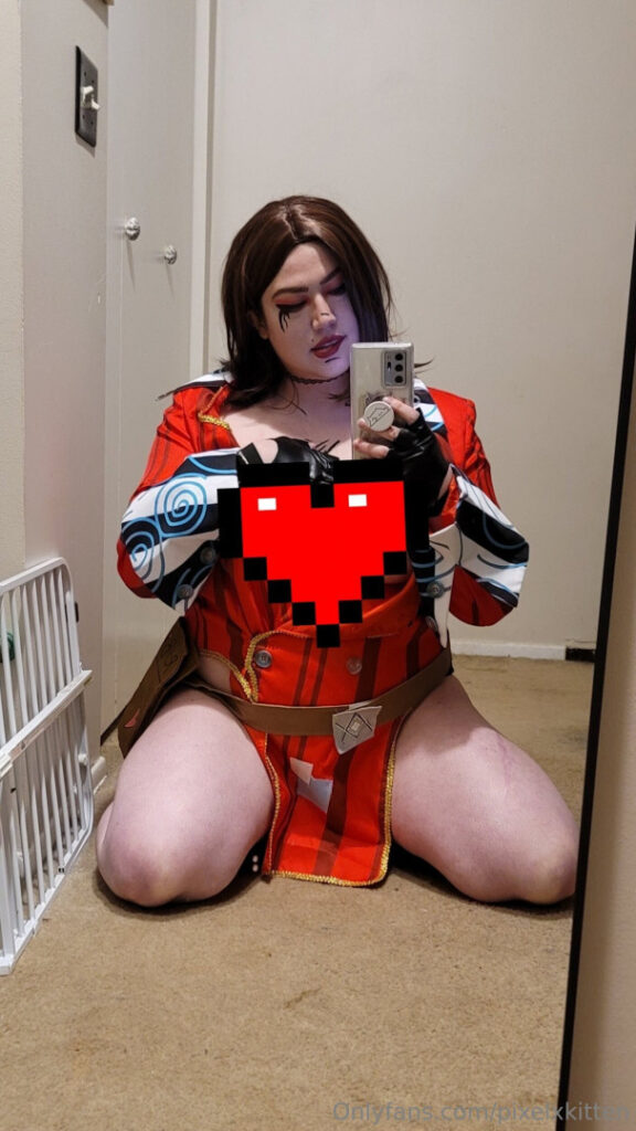 OnlyFans – Cosplay – T H I C C – PixelxKitten // JuliexKitten // Julie Kitten Cosplay – Nude Leaks