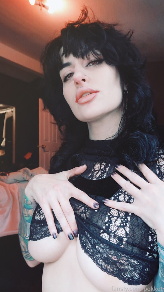 Twitch – OnlyFans – Fansly – Pokket – Nude