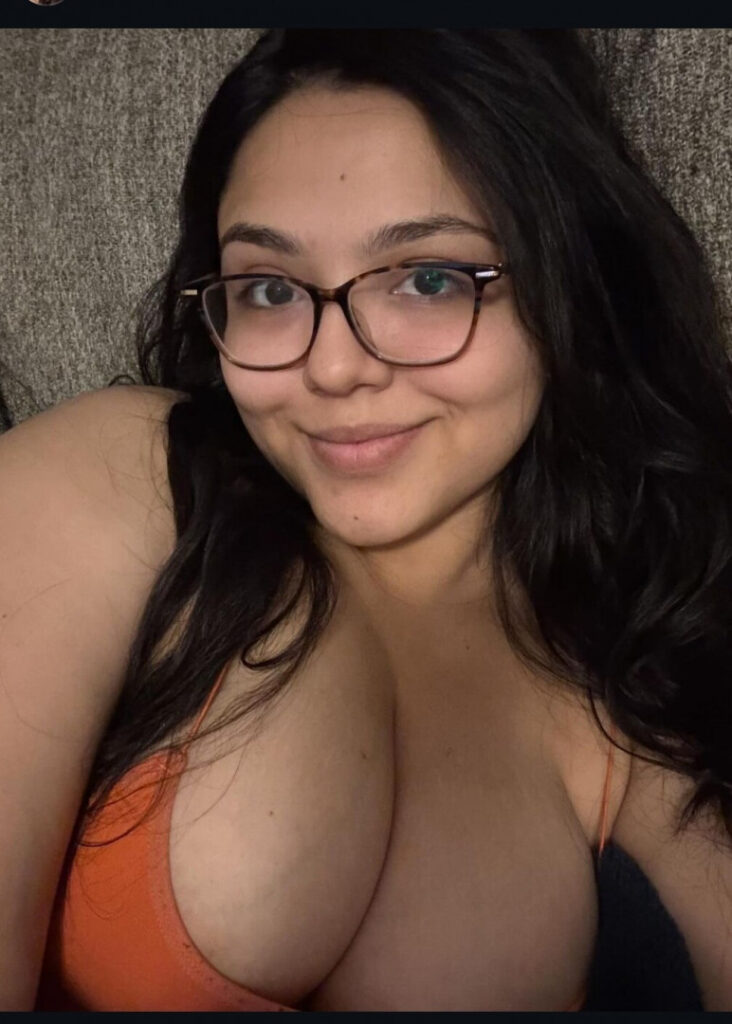 TikTok – Instagram – Snapchat – pr3ttyba3 – Nude Leaks