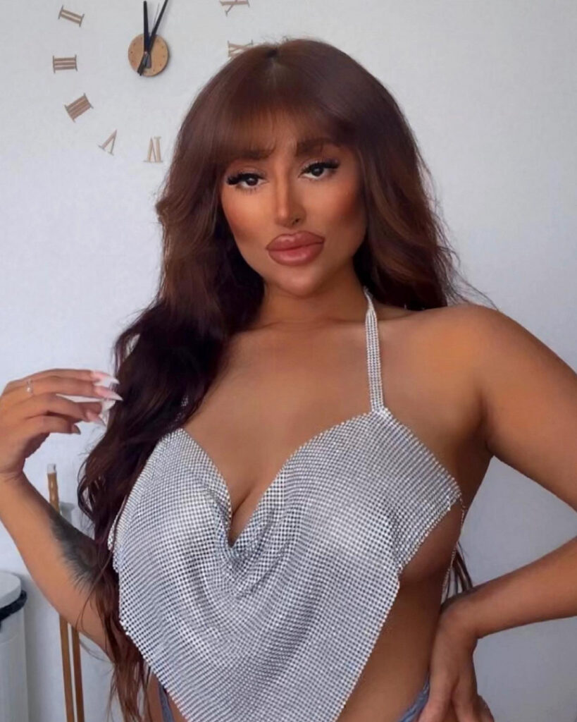 Instagram – OnlyFans – T H I C C – Priya Yasmin x – Nude