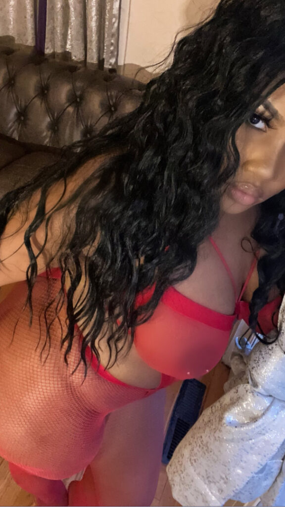 Youtube – T H I C C – Ebony – Punkythesinger aka punkyxshydemon OF that’s her name – Nude Leaks