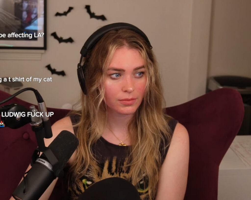 Twitch – QTCinderella – Nude