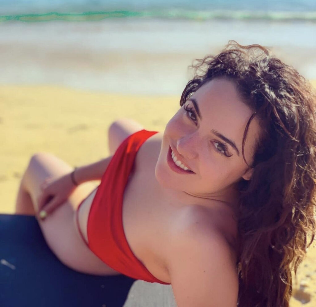 Youtube – QueenB – Becky Evans – Nude Leaks