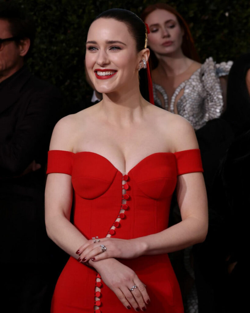 Celeb – Rachel Brosnahan (Marvelous Mrs. Maisel) – Nude