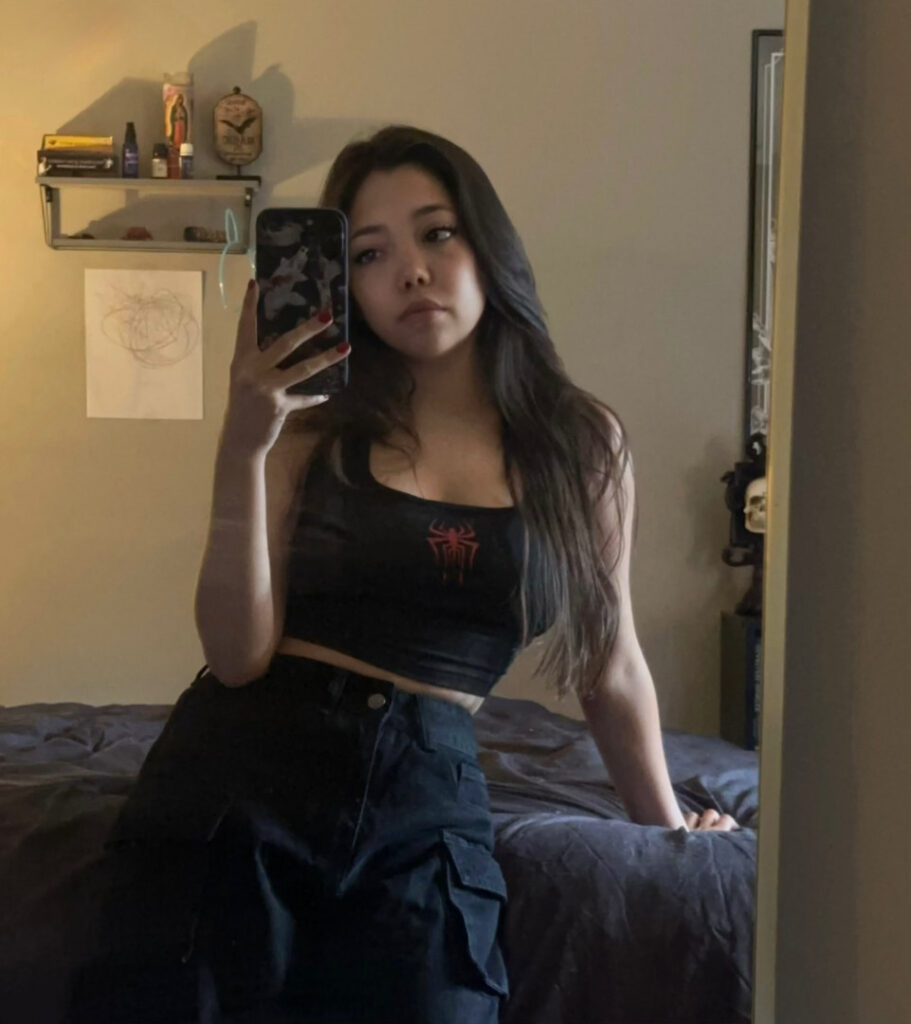 OnlyFans – ⠀X⠀ – Fansly – ratedreign /reign – Nude Leaks