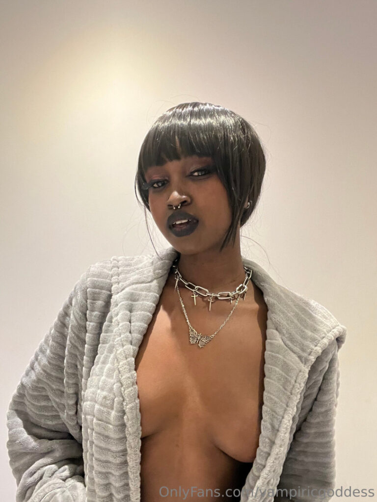 OnlyFans – Ebony – Richchocolit  Vampleen – Nude Leaks