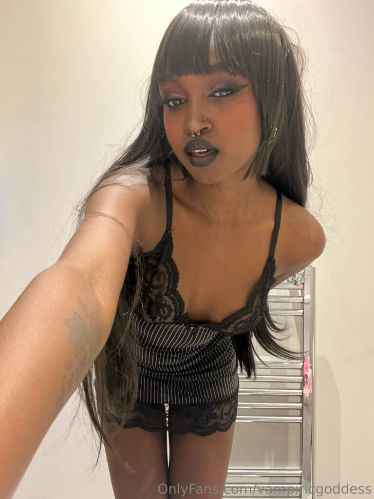 OnlyFans – Ebony – Richchocolit  Vampleen – Nude Leaks