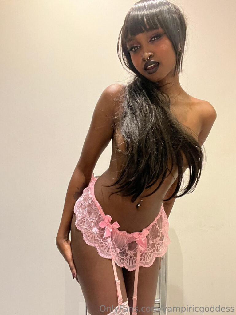 OnlyFans – Ebony – Richchocolit  Vampleen – Nude Leaks