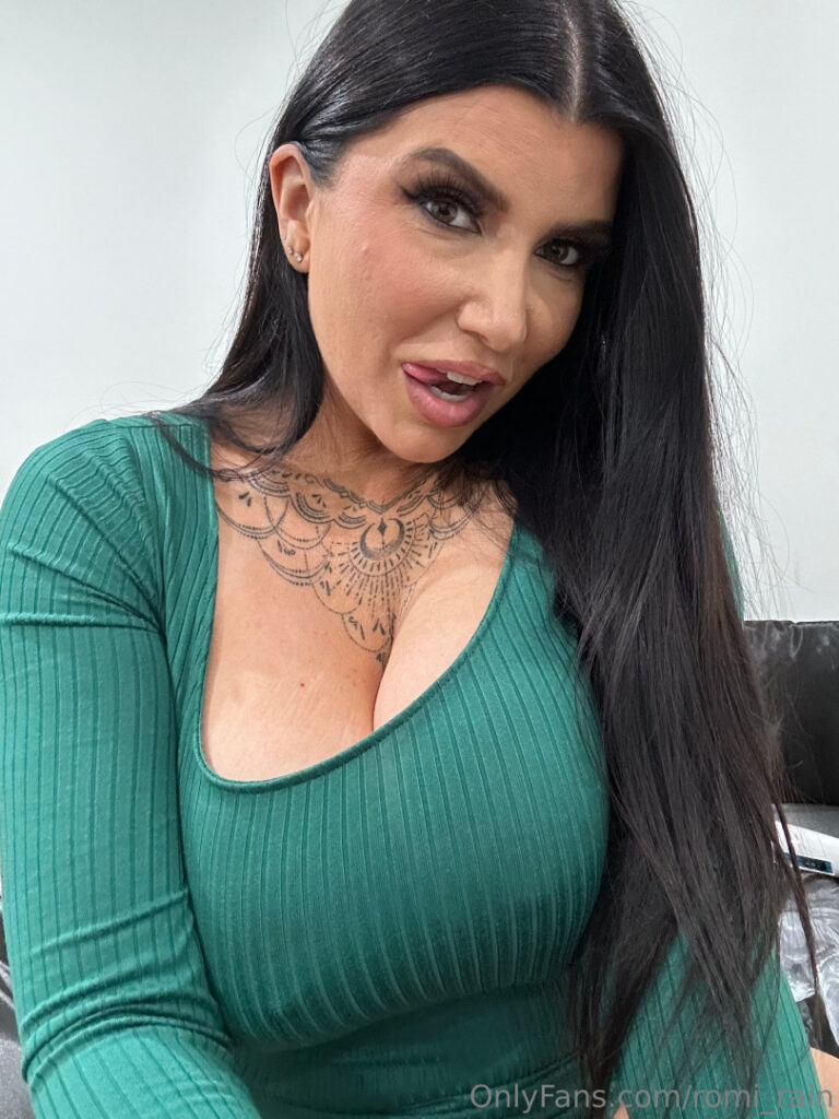 OnlyFans – XXX – MILF – Romi Rain – Nude