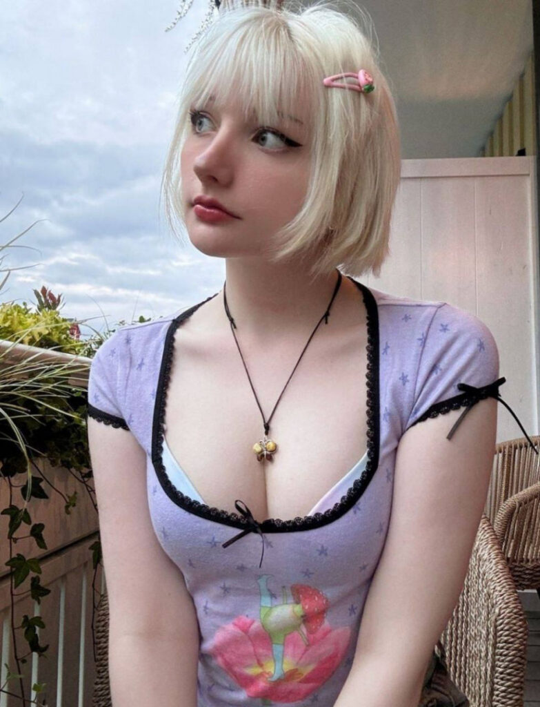 OnlyFans – Cosplay – Teen – Rynkerbelle / Ryn / rynkerbellee / Catl0verr69 / rynkersmell – Nude