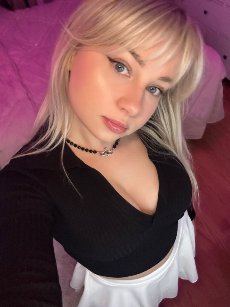 Twitch – TikTok – Cosplay – Sagemommy / Jessick / sagemommy69 / sagemommysucks – Nude