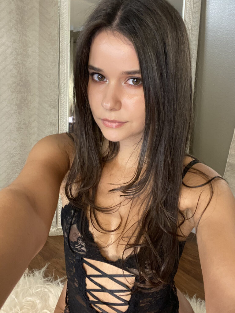 OnlyFans – Cam Girls – Salena Storm – Nude