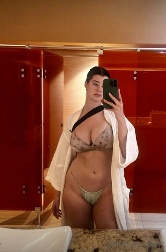 Instagram – ⠀X⠀ – Sarah McDaniel (Krotchy) – Nude Leaks