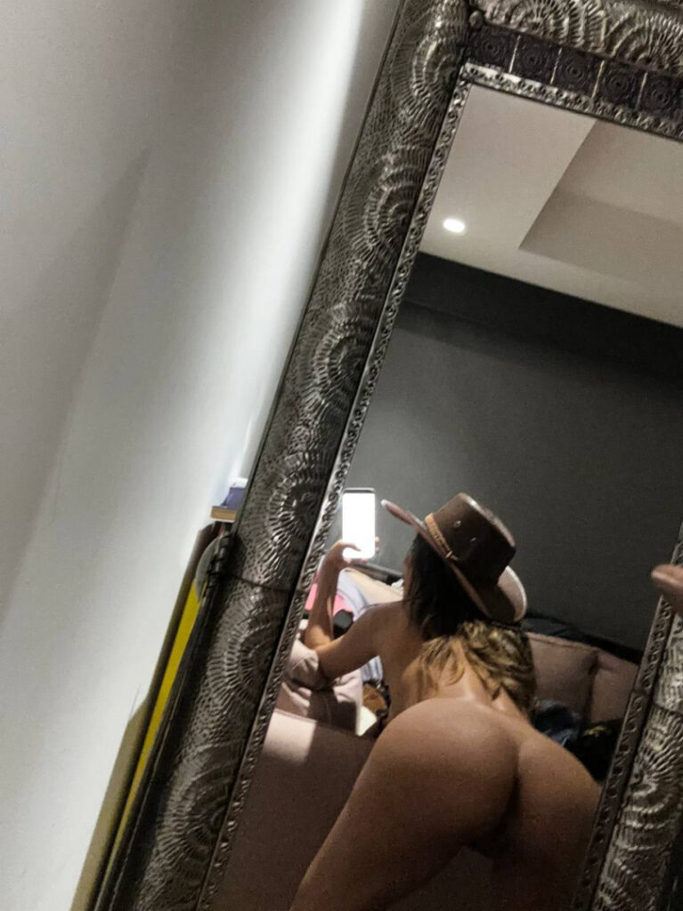 Saturnna Moon / vomitus_alienus – Nude Leaks