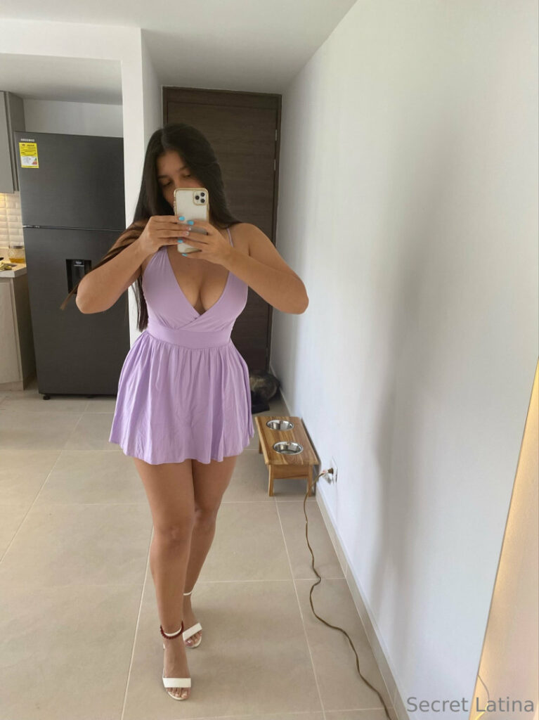 OnlyFans – Latina – Secretlatinababe / secretshylatina – Nude Leaks